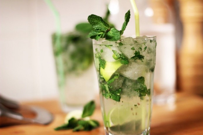 Summer drinks - Mojito Mocktail Drink