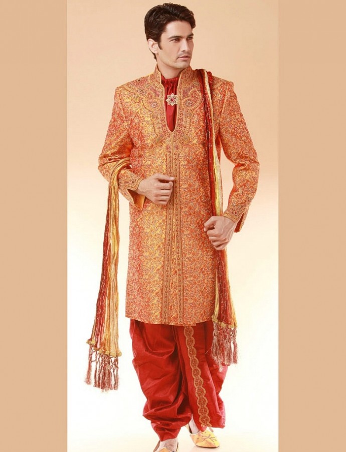 hindu groom outfit