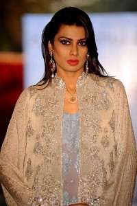 Party Wear - Coat Style - Latest Pakistani fashion trends