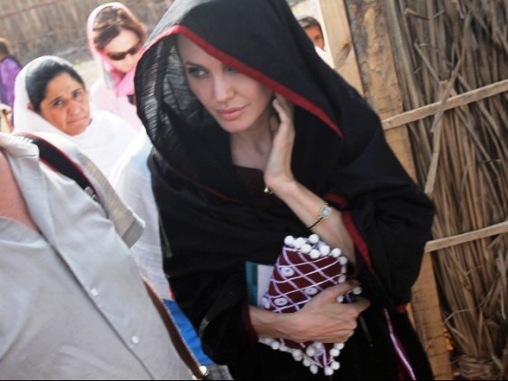 angelina jolie wearing shalwar kameez - salwar kameez