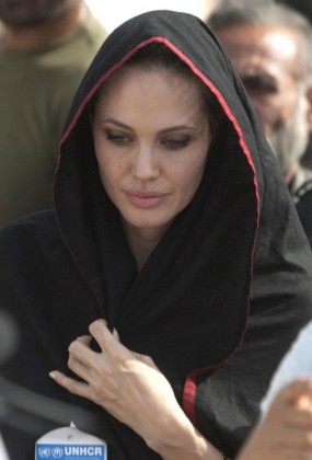 angelina jolie wearing shalwar kameez - salwar kameez