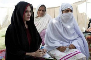 angelina jolie wearing shalwar kameez - salwar kameez with childerns