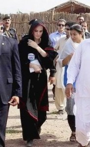 angelina jolie wearing shalwar kameez - salwar kameez with childerns