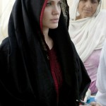 angelina jolie wearing shalwar kameez - salwar kameez with childerns