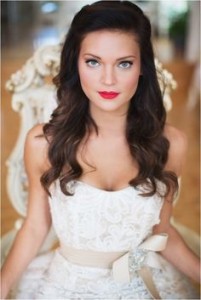 Western pretty white dress bride - bridal makeup tip