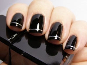 Express your beauty through black nail art