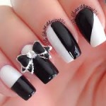 Express your beauty through black nail art 016