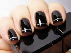 Express your beauty through black nail art
