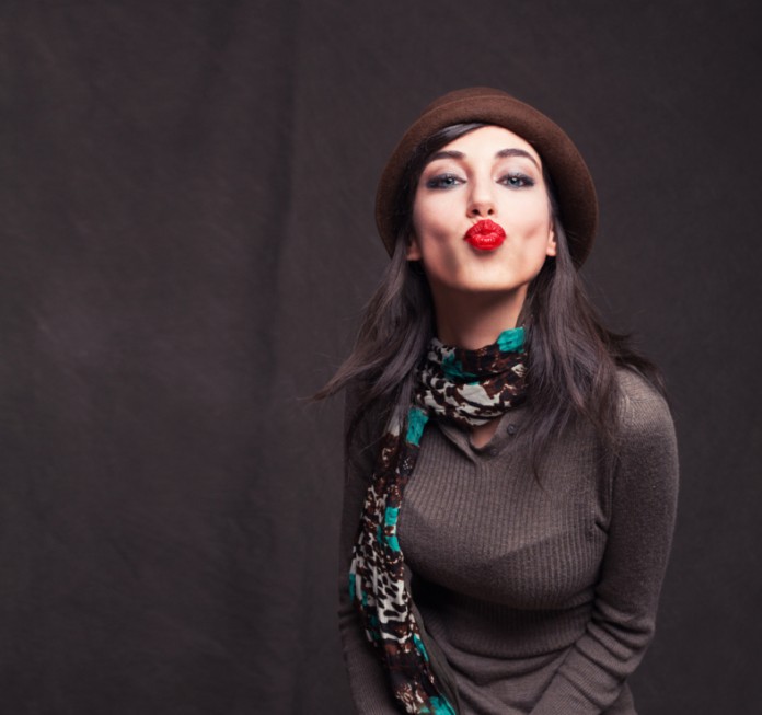 hot red lipst red lips wow