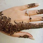 beautiful-stylish-light-mehandi-design