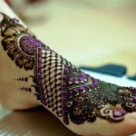 Stylish heavy Mehendi Designs for feets for this Eid