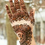 Best Stylish Designs - Light and heavy designs for hands and feet for this eid