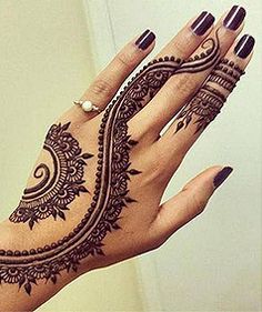 Stylish Light Mehendi Designs for hands for this Eid