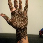Stylish Heavy Mehendi Designs for hands for this Eid