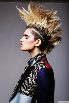 Punk Hairstyles For Girls: Medium Haircut | Popular Haircuts in punk haircuts for long hair For Cozy