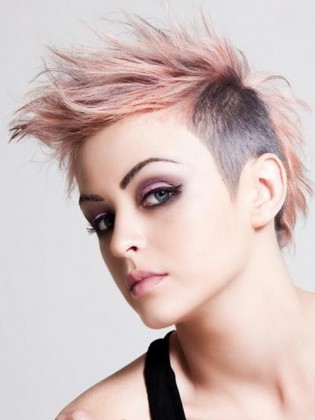 Punk Hairstyles For Girls: Medium Haircut | Popular Haircuts in punk haircuts for long hair For Cozy