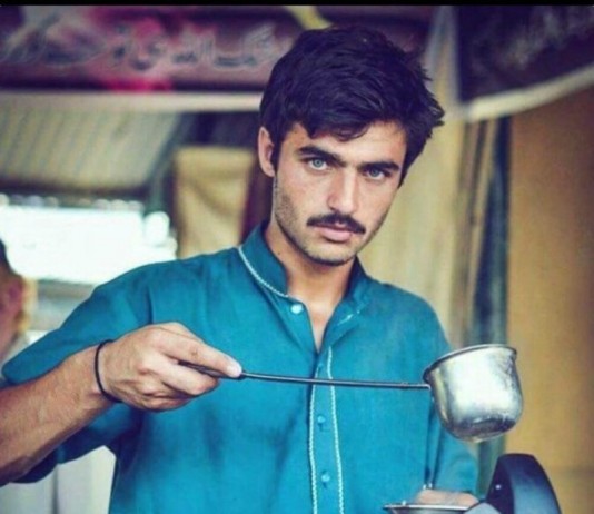 Interent sensation this handsome Chaiwala from Islamabad