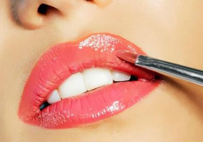 lip makeup for attractive lips