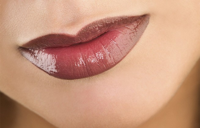 purple lipstick for attractive lips