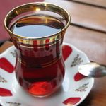 220px-Turkish_tea2