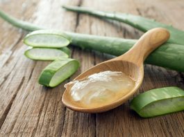Tried and tested remedies for getting rid of dandruff.