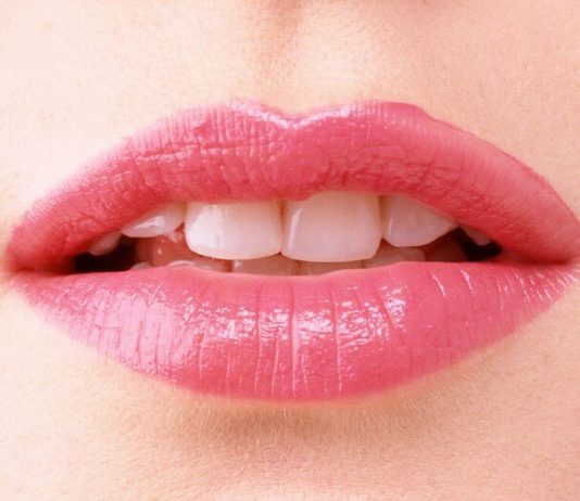 Popsicle Lips or Smudged lips: Learn how to rock this season's hottest trend: the popsicle lips or korean gradient lips that everyone is talking about!